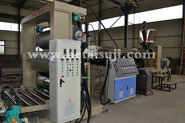 Plastic sheet equipment